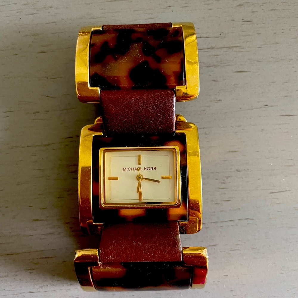 Womens watch